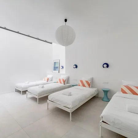 Nocnoc L'office Aparthotel 3*